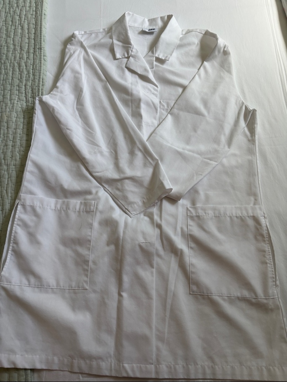 White Women's Lab Coat Jacket - Unbranded